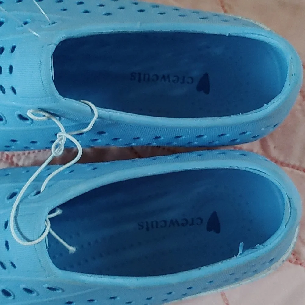 Crewcuts water shoes Size 10